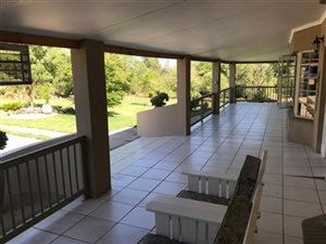 3 Bed House in Pebble Rock