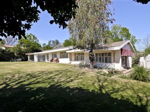 4 Bed House in Craighall