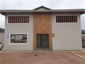 90 m² Commercial space in Manors