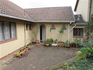 3 Bed House in Vanrova Gardens