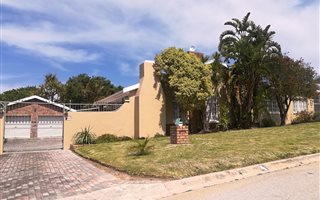 3 Bedroom House in Ben Kamma