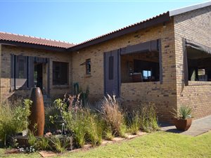 3 Bed House in Buffelspoort