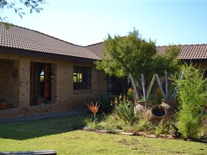 3 Bed House in Buffelspoort