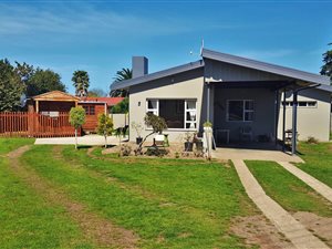 3 Bed House in Denneoord