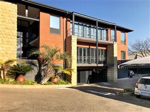 250 m² Commercial space in Senderwood