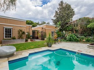 3 Bed House in Montclair