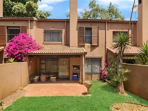 3 Bed Townhouse in Parktown