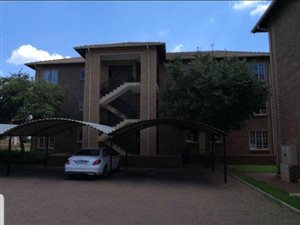 3 Bed Apartment in Valhalla