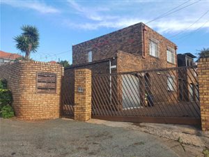 3 Bed Apartment in Townsview