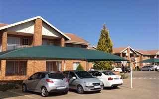 2 Bedroom Apartment in Highveld