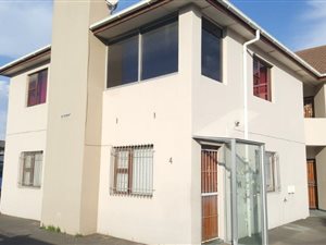 2 Bed Apartment in Goodwood