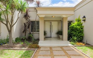 5 Bedroom House in Vierlanden