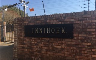 2 Bedroom Townhouse in Zwartkop