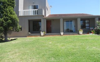 4 Bedroom House in Langeberg Heights