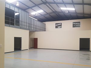 676 m² Industrial space in Rooihuiskraal