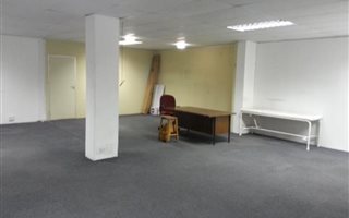 820 m² Industrial space in Wilbart