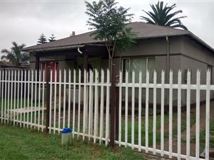 2 Bedroom Flat in Brakpan Central