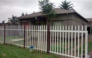 2 Bedroom Flat in Brakpan Central
