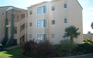 3 Bedroom Apartment in Greenways Golf Estate