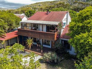 4 Bed House in Kommetjie