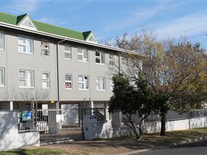 2 Bed Apartment in Stellenbosch Central