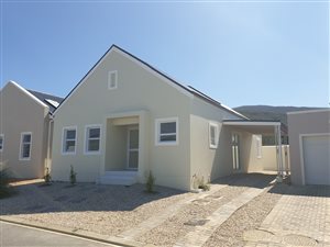 3 Bed House in Sandbaai