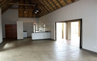 3 Bedroom House in Moditlo Nature Reserve