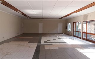 1200 m² Industrial space in Empangeni Rail