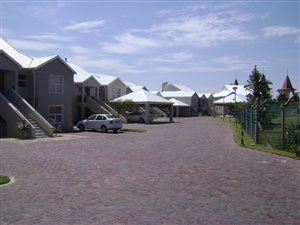 4 Bed Apartment in Marina Martinique