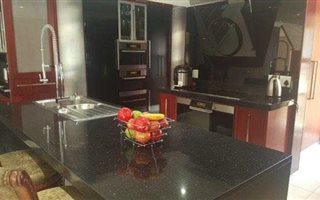 4 Bedroom House in Zwartkop Golf Estate