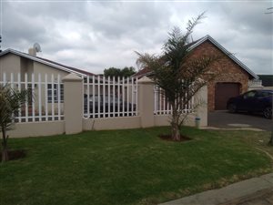 3 Bed House in Modder East
