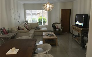 3 Bedroom Simplex in Monument Park