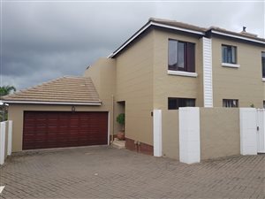 4 Bed Cluster in Woodlands Estate