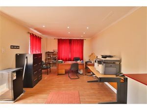 245 m² Office Space in Kempton Park Central