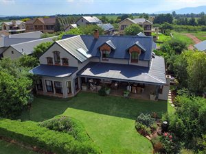 4 Bed House in The Coves