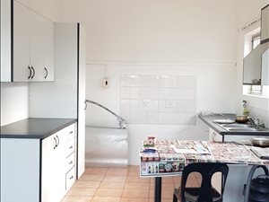 3 Bedroom House in Sunningdale
