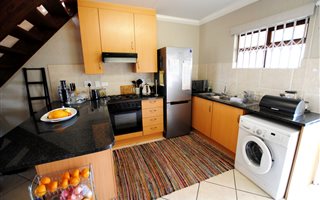 2 Bedroom Apartment in Paulshof