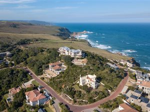 1015 m² Land available in The Heads