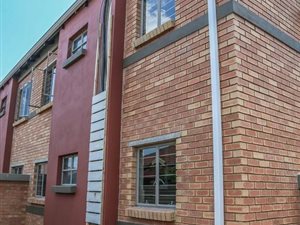 2 Bed Apartment in Andeon AH