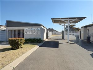 2 Bed Townhouse in Brentwood