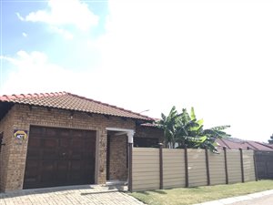 3 Bed House in Waterval East