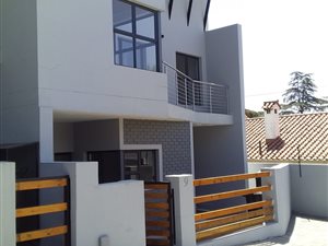 3 Bed Townhouse in Linksfield