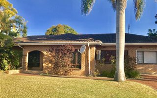 2 Bedroom House in Arboretum
