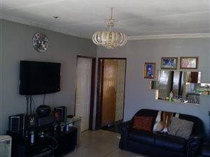 4 Bed Cluster in Klipspruit West
