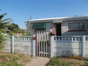 2 Bedroom House in Macassar