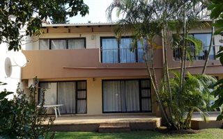 2 Bedroom Apartment in Palm Beach