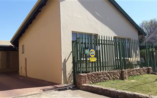 3 Bedroom House in Birchleigh