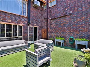 3 Bed Duplex in Brackenhurst
