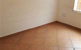 2 Bedroom Apartment in Rensburg