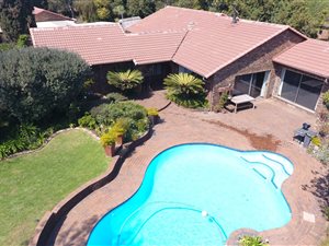 4 Bed House in Alphen Park